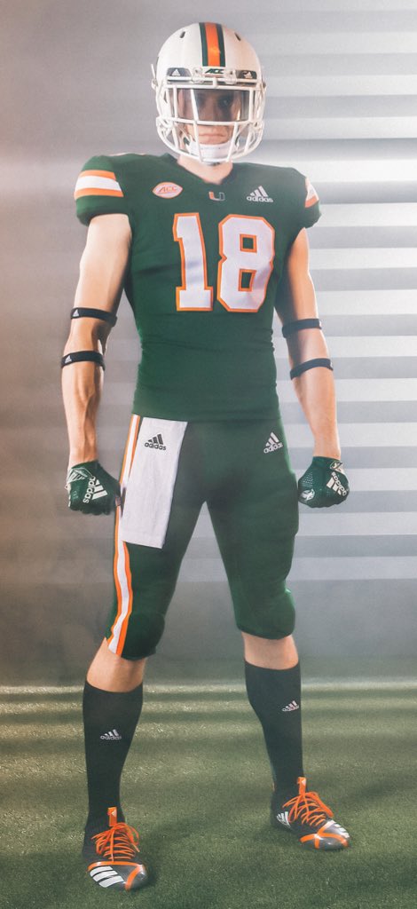 DlX409lUYAAGOwk.jpg:large