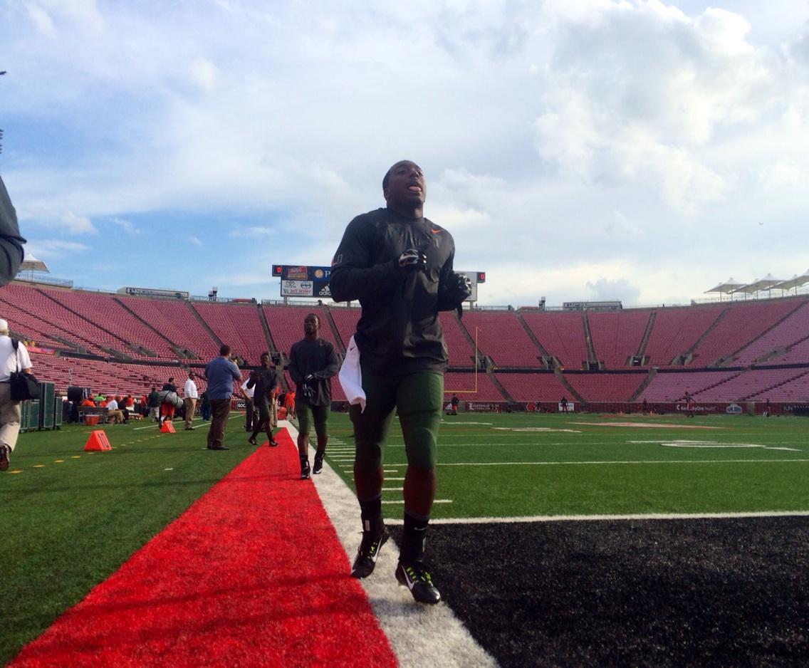 Bwev_qkIEAESGVC.jpg:large