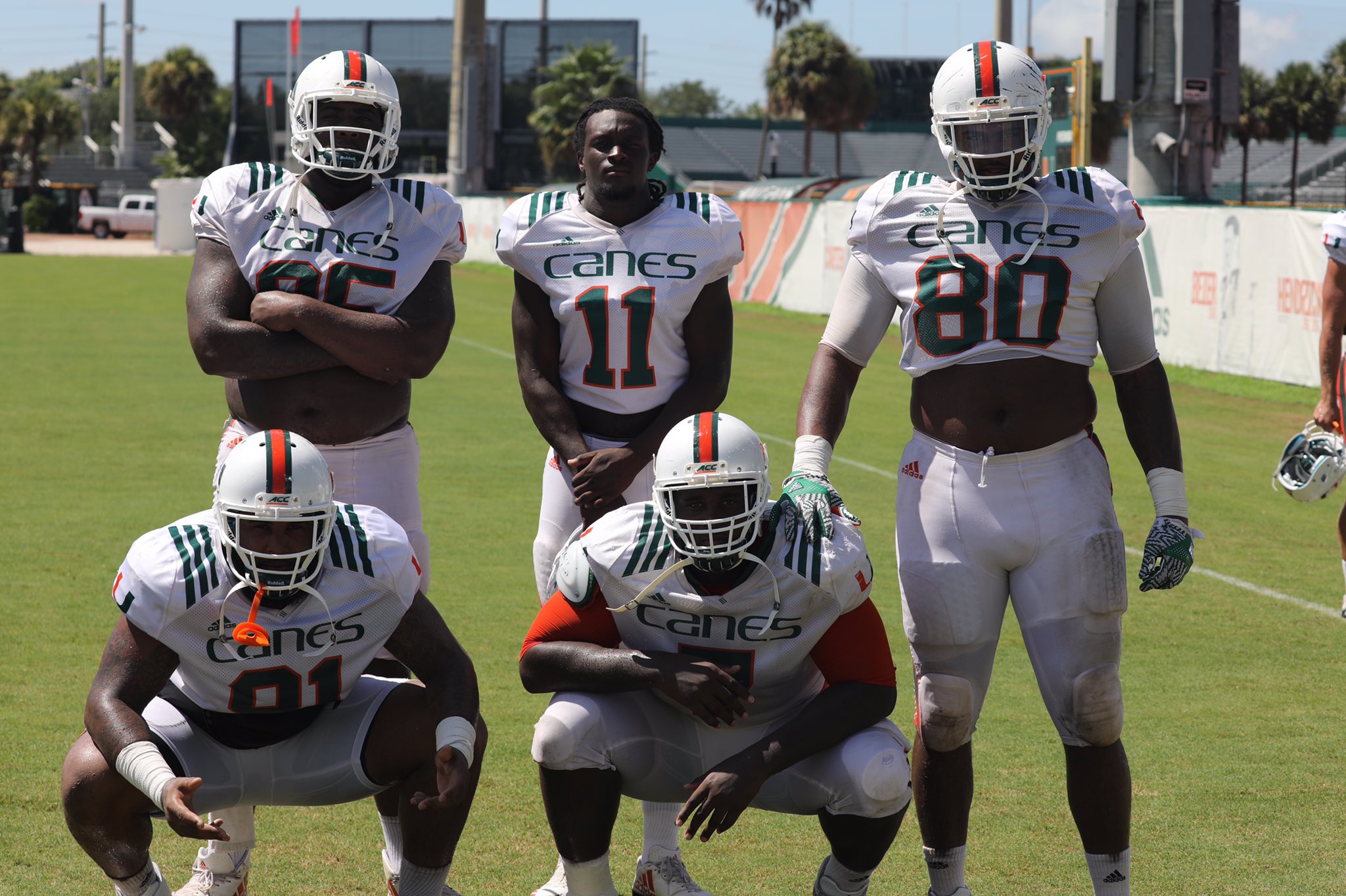 DIfWjq8WsAAkS8J.jpg:large