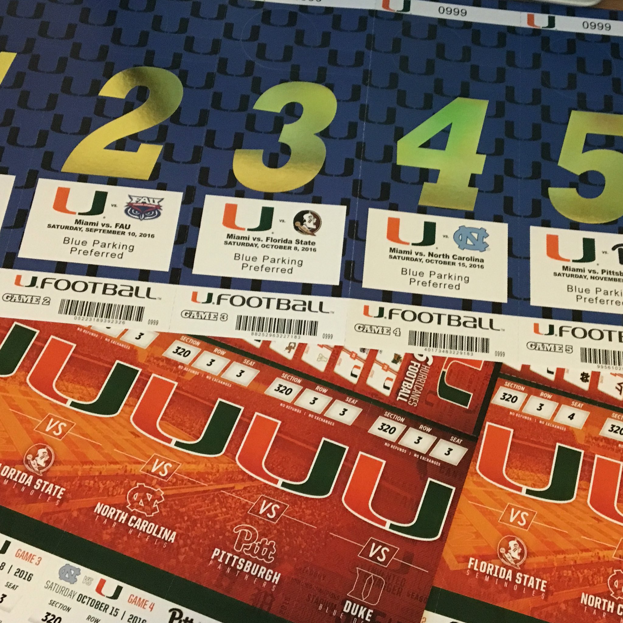 Cp7969hXYAALF-W.jpg:large