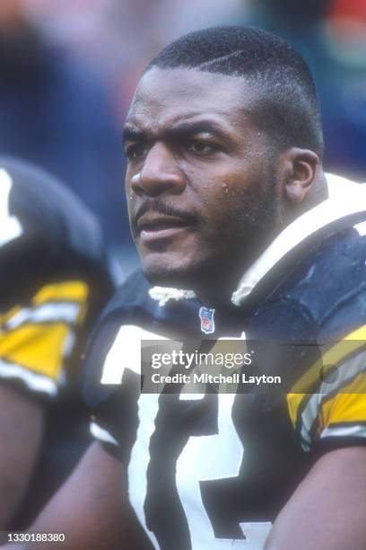 leon-searcy-of-the-pittsburgh-steelers-looks-on-during-a-nfl-football-game-against-the.jpg