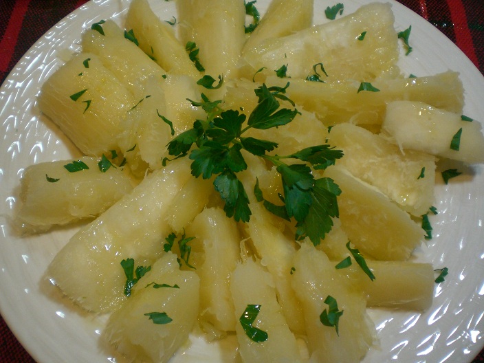 Image result for yuca hervida