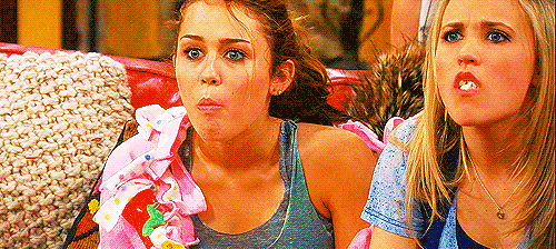 Miley-Cyrus-Omg-Popcorn-Jaw-Drop.gif